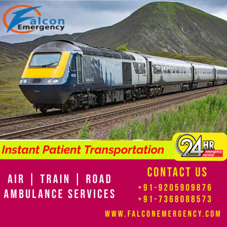 falcon-train-ambulance-in-kolkata-is-considered-a-beneficial-solution-for-shifting-critical-patients-big-0