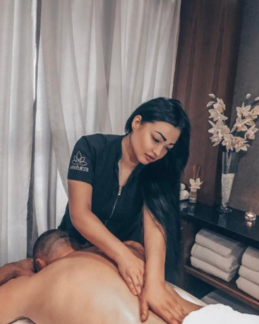 female-to-male-body-massage-spa-in-wanwadi-pune-9892314933-big-0