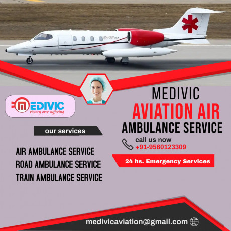 medivic-aviation-air-ambulance-service-in-ahmedabad-the-well-skilled-doctor-is-available-for-therapeutic-means-big-0