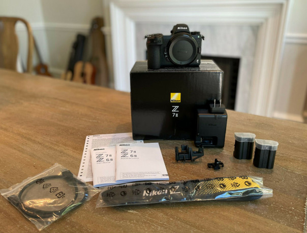 nikon-z-7ii-mirrorless-digital-camera-big-0