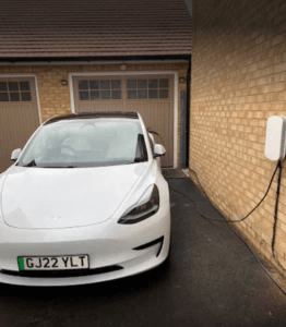 electric-car-charging-point-installer-big-0