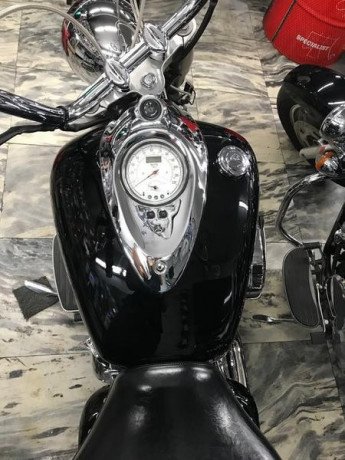 2005-yamaha-road-star-silverado-big-1