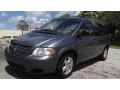 2006-dodge-caravan-sxt-small-0