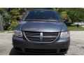 2006-dodge-caravan-sxt-small-1