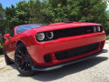 2015-dodge-challenger-srt-small-1